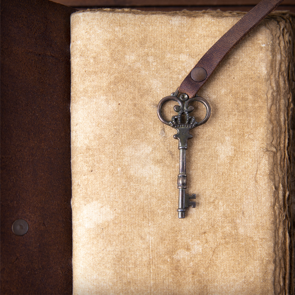 Vintage Leather Journal with Key - A4